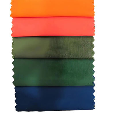 Stocks Exporté 210T Taffeta Polyester revêtement de tissu dans le style TWILL pour la personnalisation