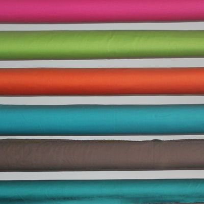 Tissu RONIOR épais en polyester 100% de style simple, adapté aux vêtements de travail/uniformes
