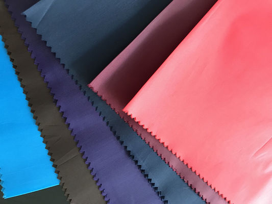 Tissu en polyester taffeta 170T/190T/210T/230T Tissu de doublure résistant à l'eau et respirant 2023