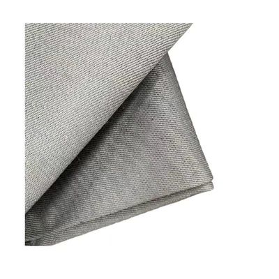 Polyester coton plain Twill 21/21 108x58 110-260gm pour les vêtements de travail Livre d'échantillons uniforme