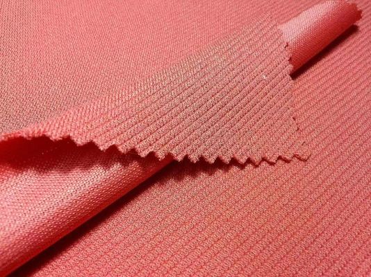 Fabrication à base de polyester à 100% pour les vêtements de travail