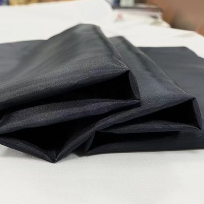 Tissu personnalisé 100% polyester revêtement 210T Taffeta en couleur personnalisée pour le textile domestique
