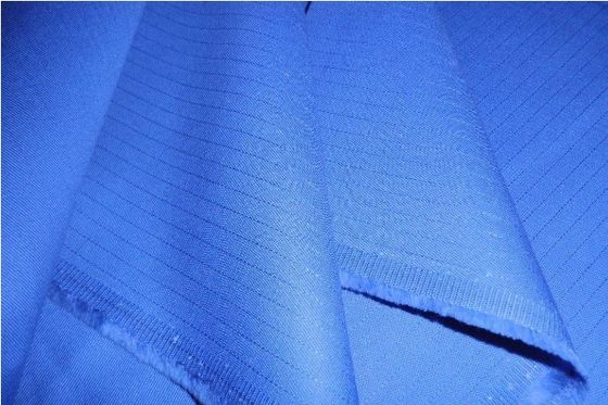 Tissu antistatique en fibres conductrices de polyester coton avec résistance à la surface 10 7-10 9