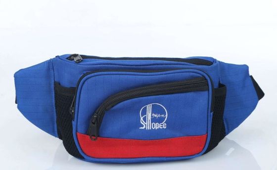 Tissu antistatique en fibres conductrices de polyester coton avec résistance à la surface 10 7-10 9