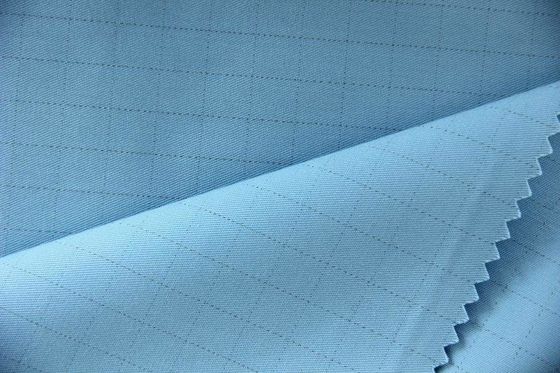 Tissu antistatique en fibres conductrices de polyester coton avec résistance à la surface 10 7-10 9