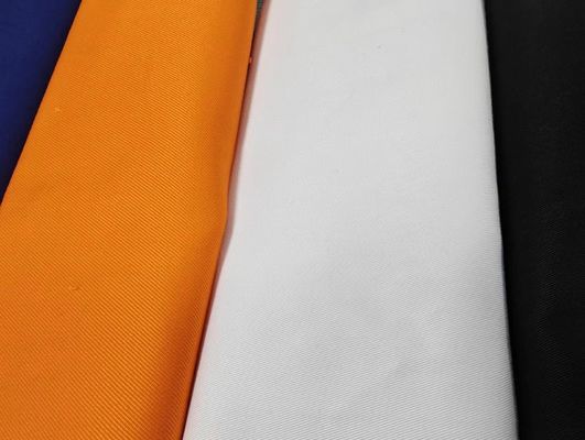 Matraque à doublure en polyester TWILL Style 210T Tissu de couleur Taffeta pour tissu personnalisé
