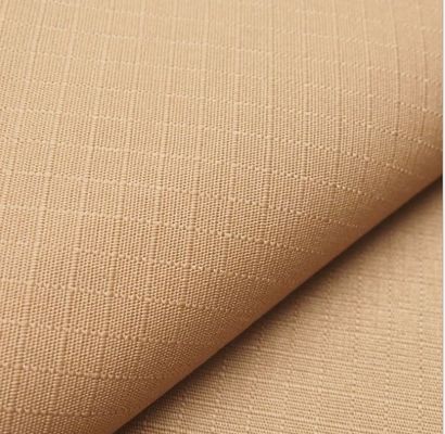 235gm TC Tissu Ripstop en vert foncé pour la sécurité Uniforme Couleur personnalisée