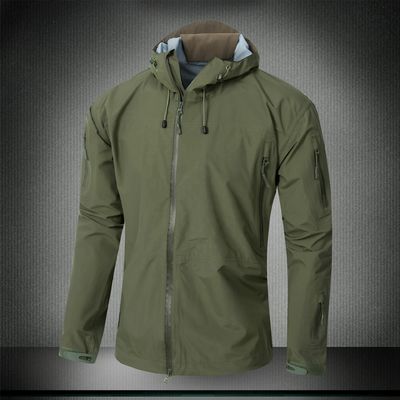 Tissu revêtu d'un revêtement hydrofuge métallique brillant revêtu d'un revêtement en nylon pour veste