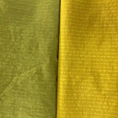 Tissu revêtu de métal brillant Gridstop Nylon pour les accessoires de mode-sacs Sacs à main Toutes