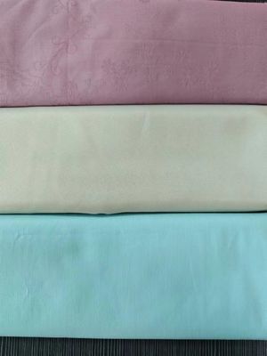 Couleur personnalisée 210T Taffeta polyester revêtement de tissu ignifuge pour les textiles domestiques