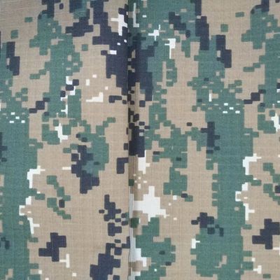 Fabrique de camouflage imperméable à l'eau en TC Ripstop pour la demande du client