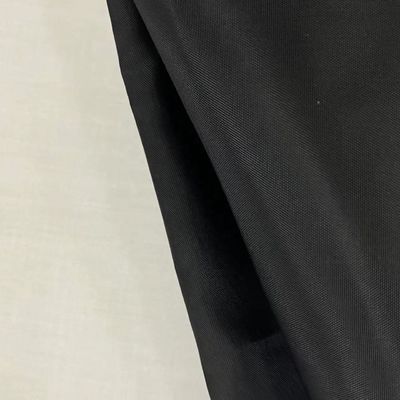 Résistant au vent 100% polyester Taffeta revêtement de coque Tissu pour le commerce de Qingdao Polyester190t