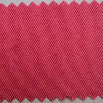 Conception personnalisée Offre haut de gamme TC 65 35 ou 100% coton Hôpital Blanc Infirmière Médecin Uniforme Tissu