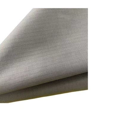 Tissus de polycoton à détecteur d'eau imprimé de poids moyen pour uniformes imperméables