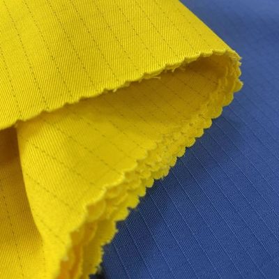 Tissus de polycoton à détecteur d'eau imprimé de poids moyen pour uniformes imperméables
