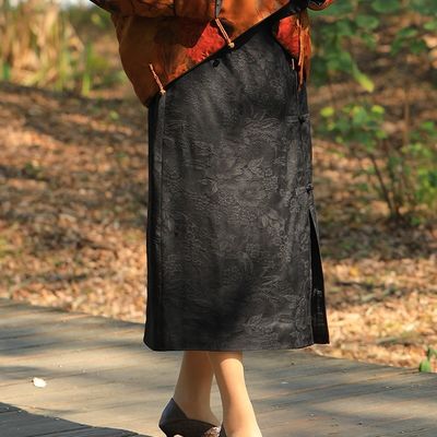 Fabrique de brocart en jacquard métallique 100% polyester en style à carreaux, prêt à l'expédition