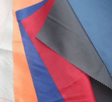 Tissu en polyester à 100% pour les vêtements de travail