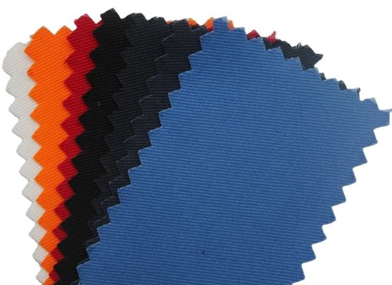 Tissus polyester/coton à poids moyen T/C 65% 35% Tissu pour vêtements de travail pour infirmiers