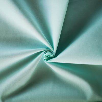 210GSM Largeur 57/58 &quot; Tissu uniforme médical anti-chlorure pour fonctionnel hospitalier