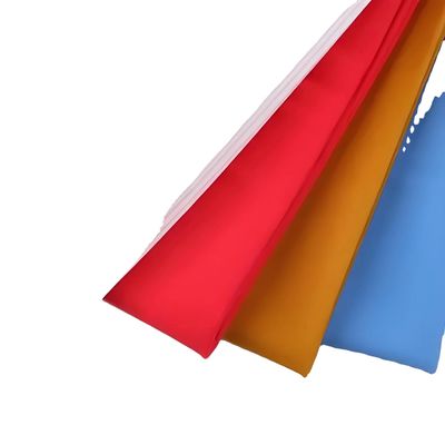 Fabrique de revêtement en taffeta de 210T tissé en polyester à 100% pour la personnalisation et dans un matériau durable
