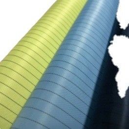 Tissu de doublure en polyester Taffeta 210T personnalisé avec nombre de fils 63D*63D dans le style TWILL