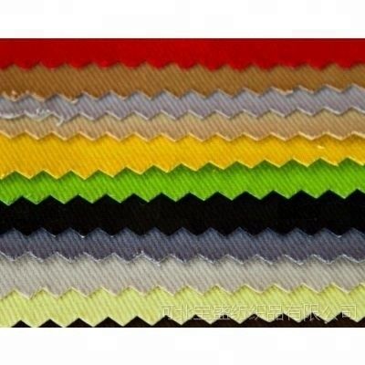 Fabrique de revêtement Taffeta 210T très utilisé en couleur personnalisée Parfait pour les produits à la mode