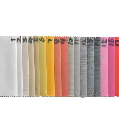 Exporté Standard 100% Polyester revêtement 210T Taffeta Twill Tissu en couleur personnalisée