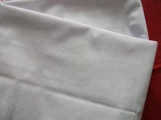 Polycoton 80*20 3 1 Tissu à tissu 108*56 Densité pour le travail durable Porter pantalon et casquettes
