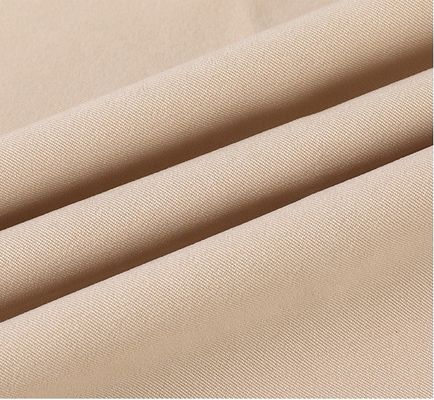 Tissu de revêtement en polyester taffeta à retardateur de flamme 210T pour l'exportation standard