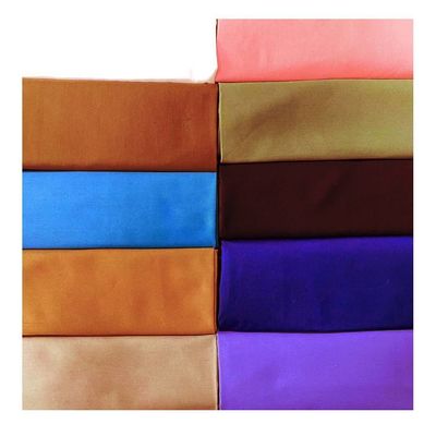 Tissu polycotton imperméable à l'eau de poids moyen pour vêtements de travail lourds