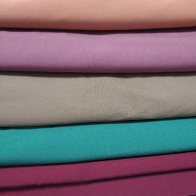 Polyester coton durable TC 65 35 Poplin Tissu lisse pour revêtement de poche ignifuge